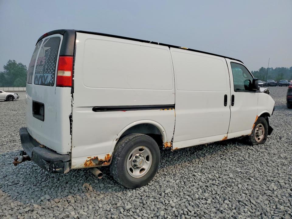 61746426 :رقم المزاد ، 1GCHG35U741124066 vin ، 2004 Chevrolet Express G3500 مزاد بيع