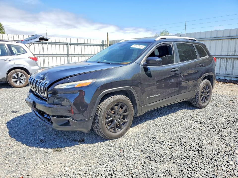 60137126 :رقم المزاد ، 1C4PJMCS7FW768399 vin ، 2015 Jeep Cherokee مزاد بيع