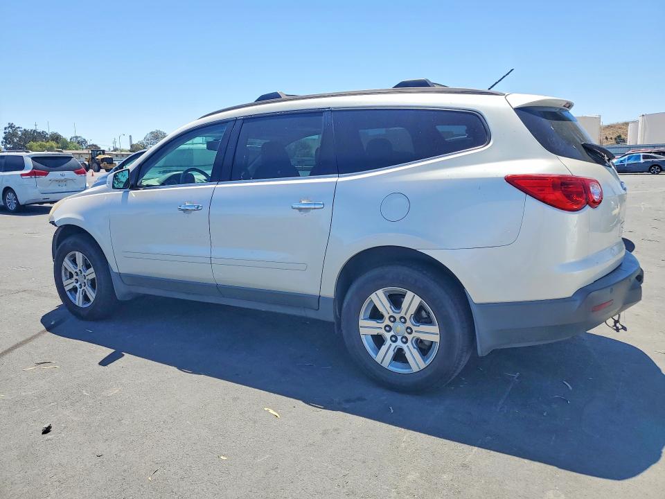 61663286 :رقم المزاد ، 1GNKRJED7CJ332166 vin ، 2012 Chevrolet Traverse مزاد بيع