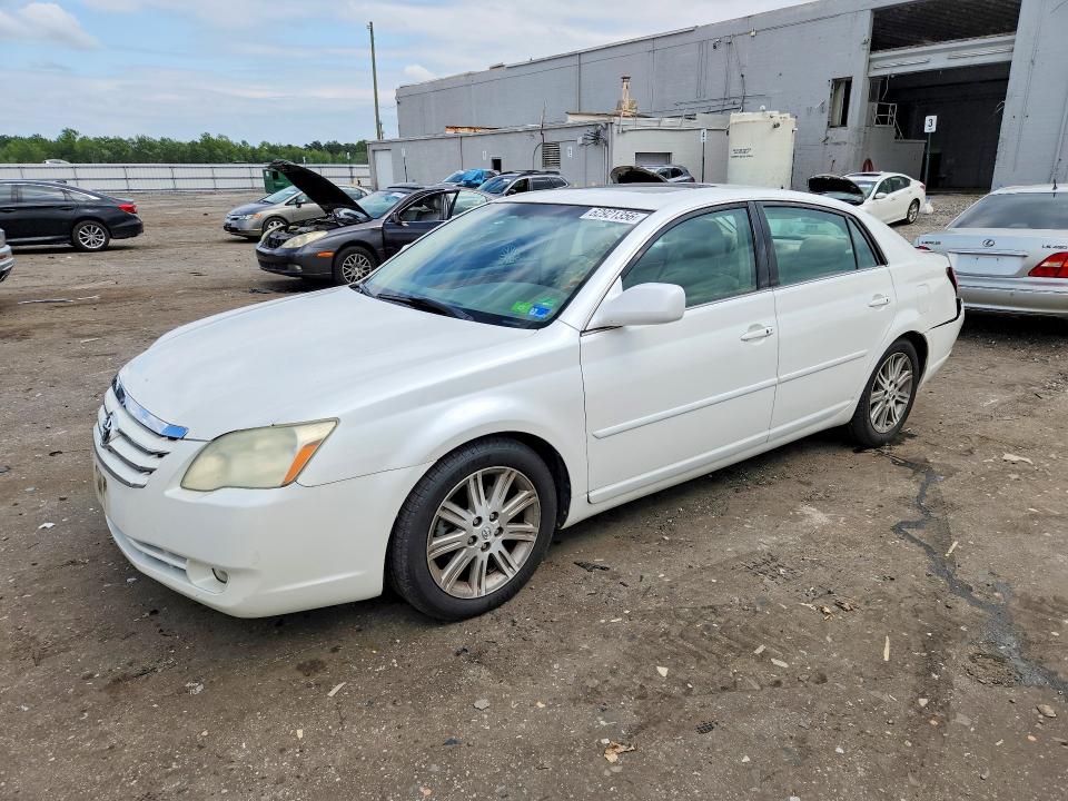 2006 Toyota Avalon მანქანა იყიდება აუქციონზე, vin: 4T1BK36B36U157841, აუქციონის ნომერი: 62921356