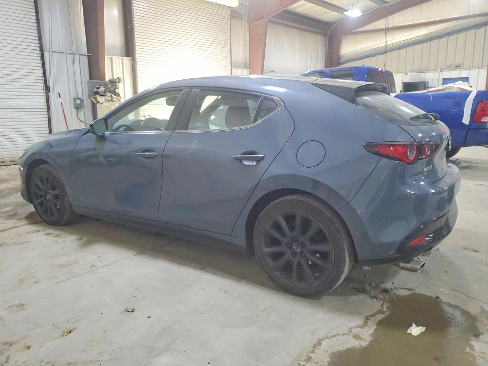 Продажа на аукционе авто 2023 Mazda 3, vin: JM1BPALM6P1600356, номер лота: 63203036