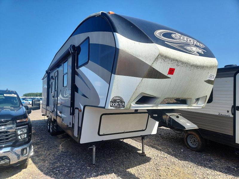 59590796 :رقم المزاد ، 4YDF30124F2508161 vin ، 2015 Keystone Cougar مزاد بيع