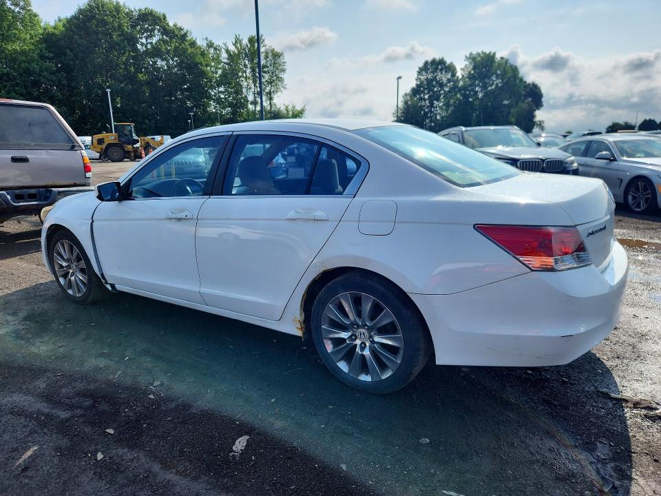 Продажа на аукционе авто 2008 Honda Accord, vin: 1HGCP26398A050697, номер лота: 61569946