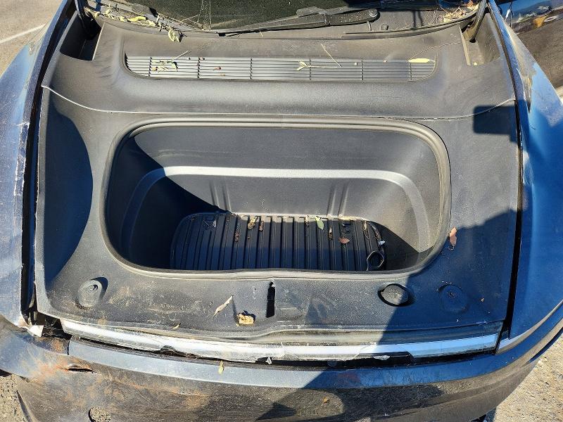 61916176 :رقم المزاد ، 7SAYGDED7TF559054 vin ، 2026 Tesla Model Y مزاد بيع