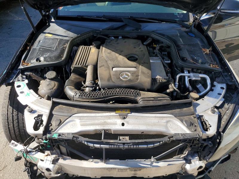60418456 :رقم المزاد ، 55SWF4JB1GU104099 vin ، 2016 Mercedes-benz C مزاد بيع