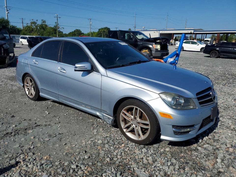 Продаж на аукціоні авто 2014 Mercedes-benz C, vin: WDDGF4HB0EA948092, номер лоту: 62276236