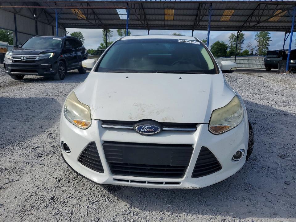 60896736 :رقم المزاد ، 1FADP3F27EL416338 vin ، 2014 Ford Focus مزاد بيع