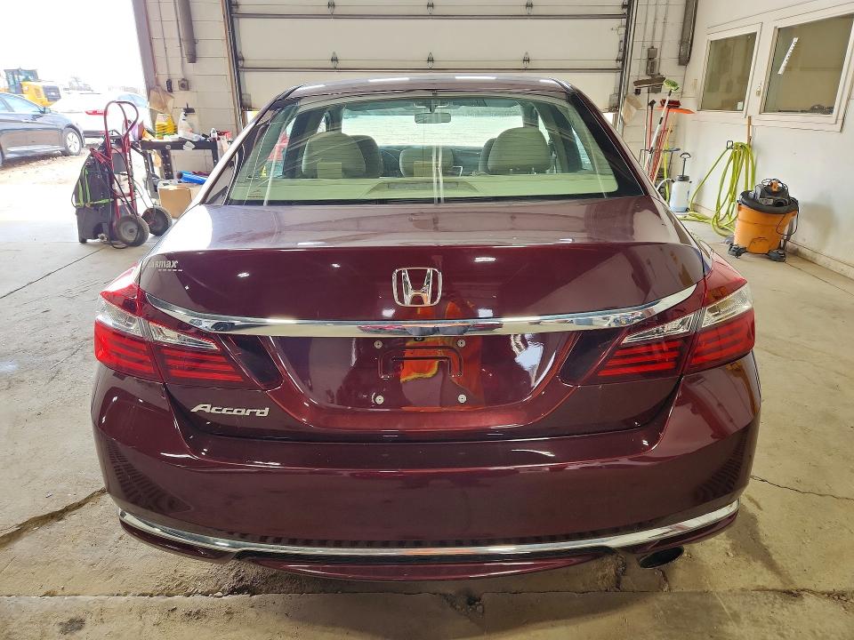 2017 Honda Accord მანქანა იყიდება აუქციონზე, vin: 1HGCR2F31HA110479, აუქციონის ნომერი: 62178436