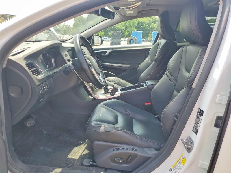 Продаж на аукціоні авто 2016 Volvo V60 Cross Country, vin: YV4612HK4G1018852, номер лоту: 62081016