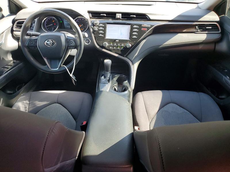 85968135 :رقم المزاد ، 4T1L11AK4LU870794 vin ، 2020 Toyota Camry مزاد بيع
