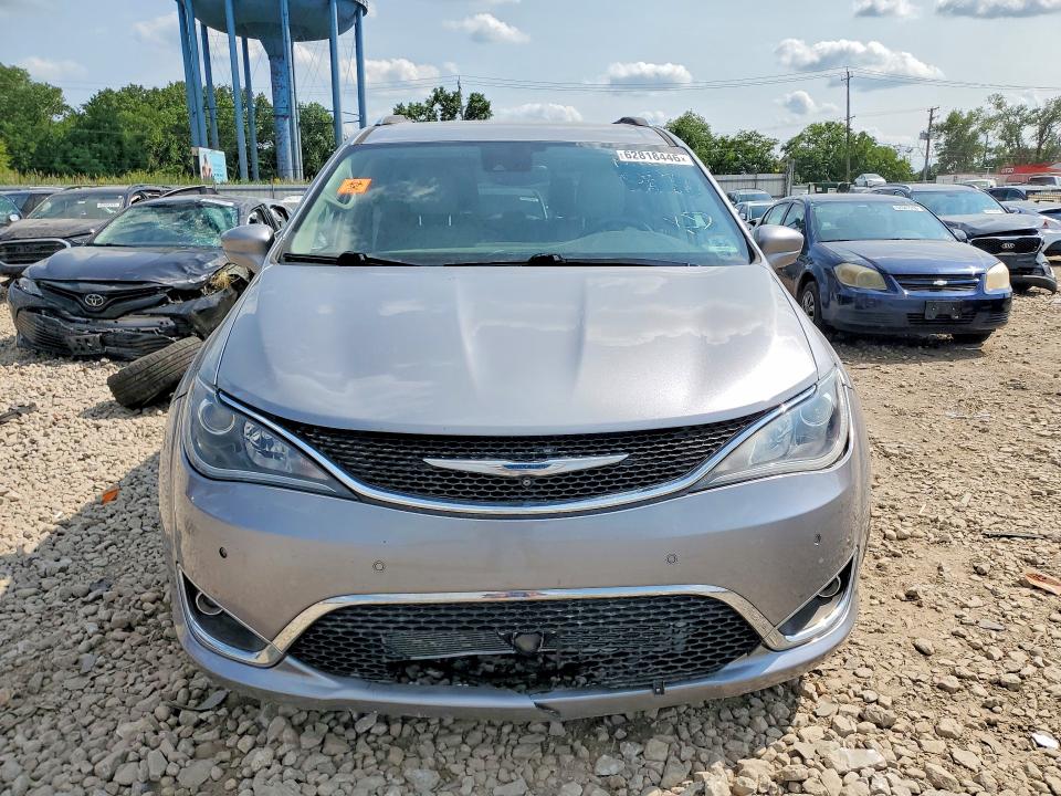 2017 Chrysler Pacifica მანქანა იყიდება აუქციონზე, vin: 2C4RC1EG1HR506223, აუქციონის ნომერი: 62818446