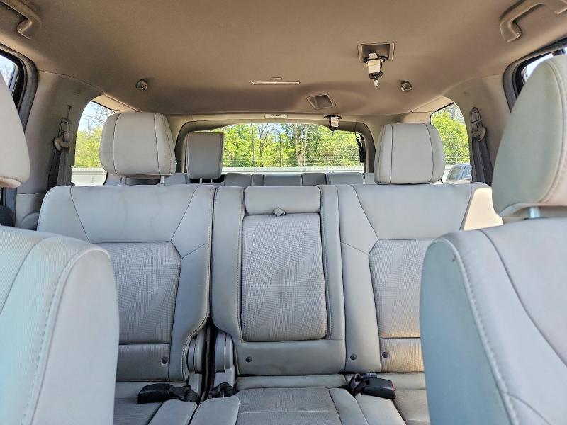 61569536 :رقم المزاد ، 5FNYF4H22CB069857 vin ، 2012 Honda Pilot مزاد بيع