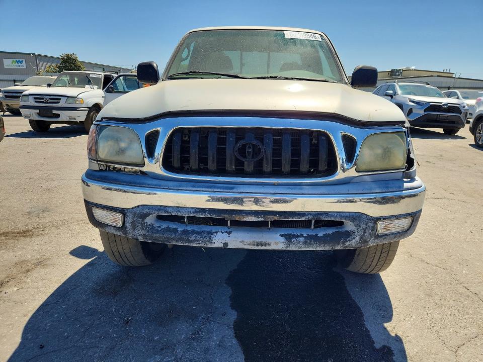 60709846 :رقم المزاد ، 5TEWN72N01Z809609 vin ، 2001 Toyota Tacoma مزاد بيع