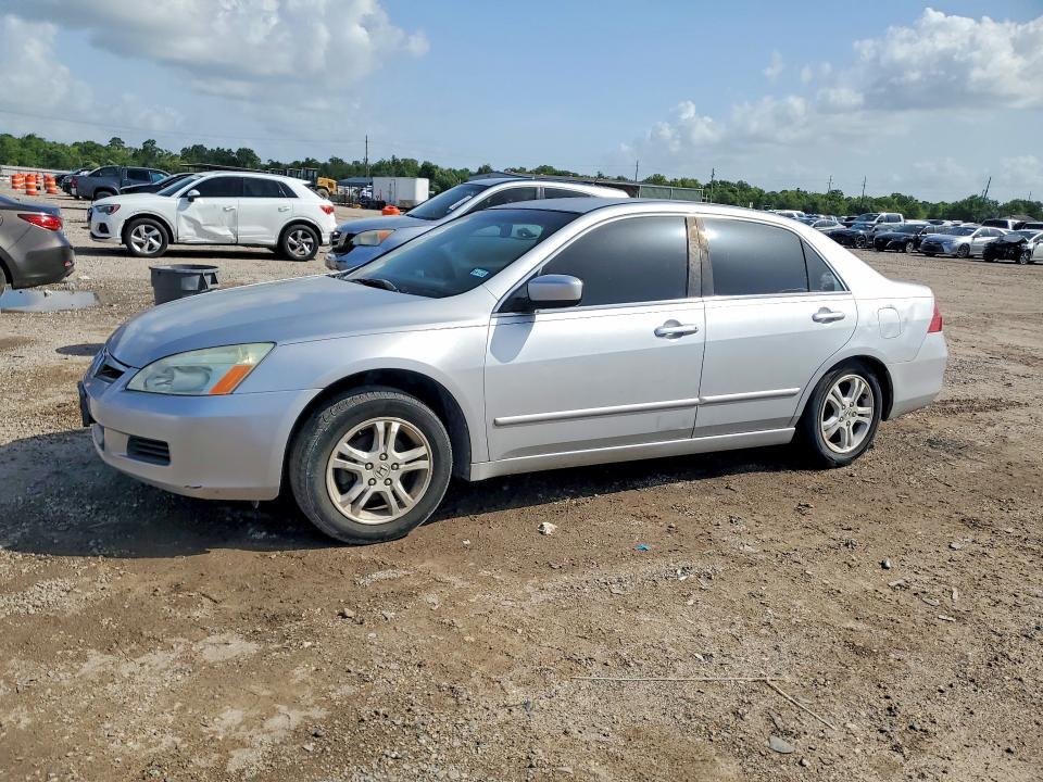 Auction sale of the 2006 Honda Accord, vin: 1HGCM56326A014518, lot number: 61683106