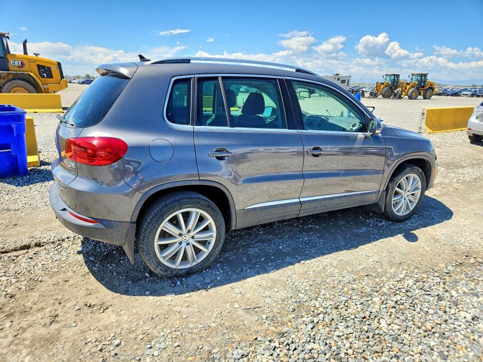 59857906 :رقم المزاد ، WVGBV7AX1GW563124 vin ، 2016 Volkswagen Tiguan مزاد بيع
