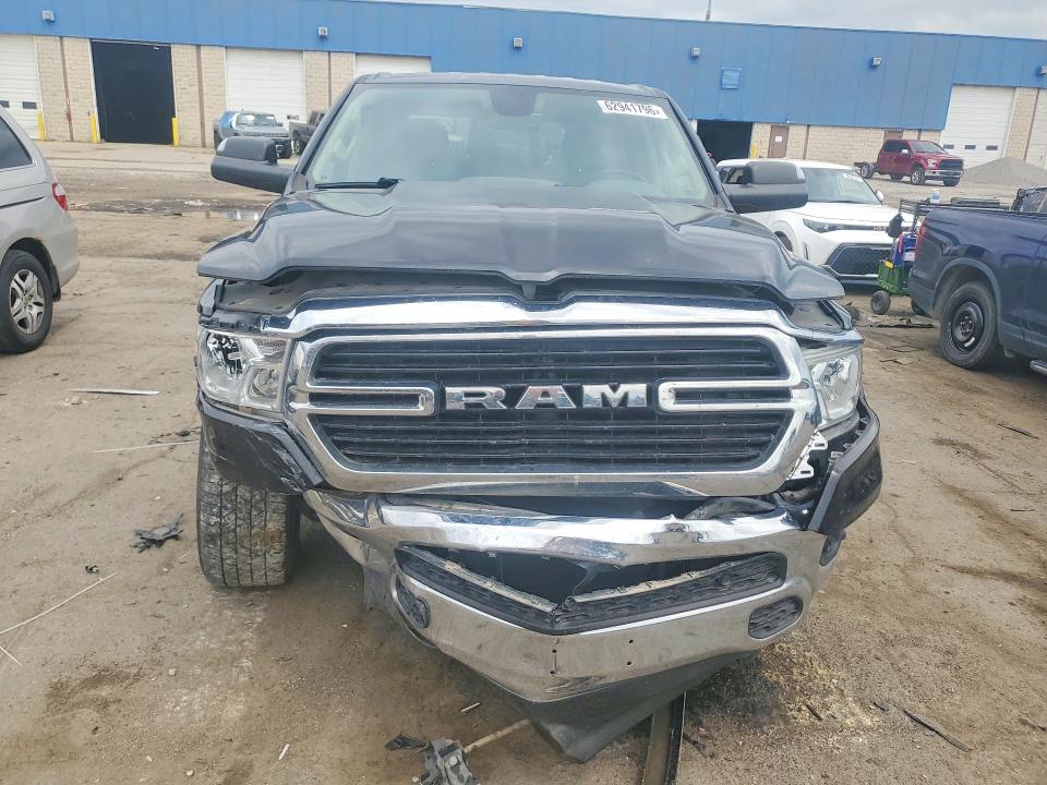 62941796 :رقم المزاد ، 1C6SRFMT0LN175479 vin ، 2020 Ram 1500 مزاد بيع