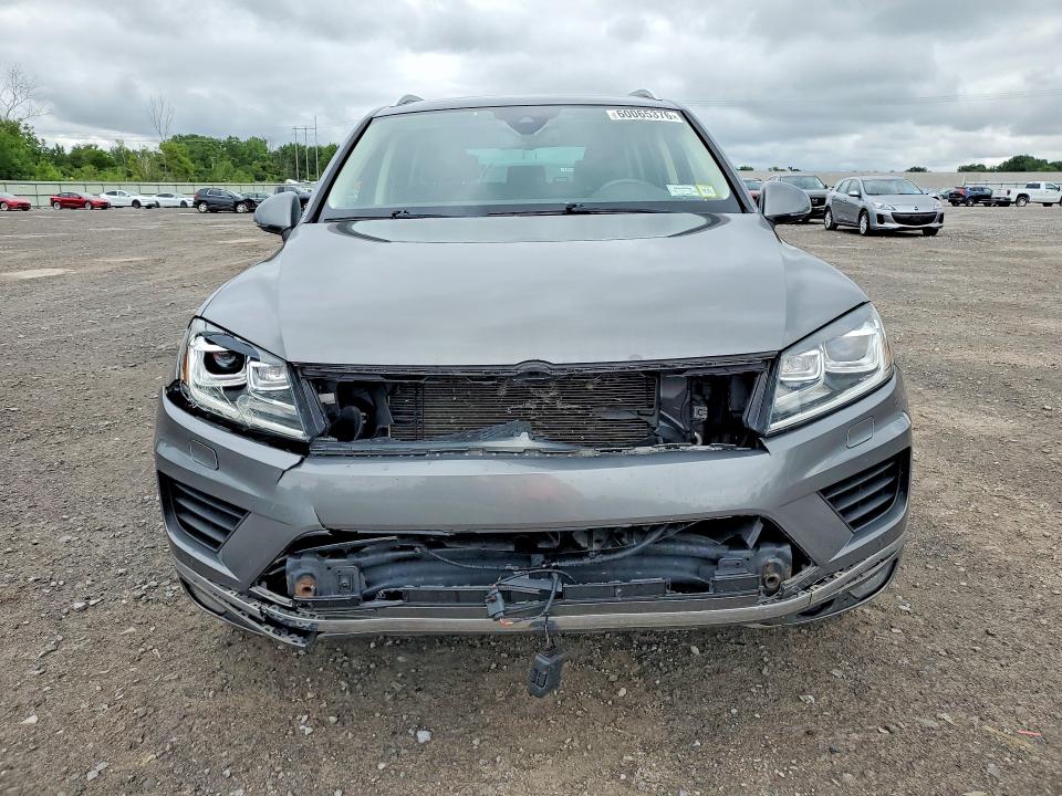 Продажа на аукционе авто 2016 Volkswagen Touareg, vin: WVGEF9BP4GD010161, номер лота: 60065376