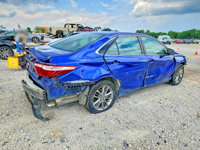 60416046 :رقم المزاد ، 4T1BF1FK5GU518402 vin ، 2016 Toyota Camry مزاد بيع