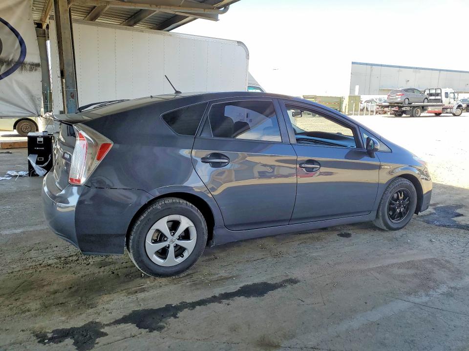 2015 Toyota Prius მანქანა იყიდება აუქციონზე, vin: JTDKN3DU3F0481475, აუქციონის ნომერი: 59681336