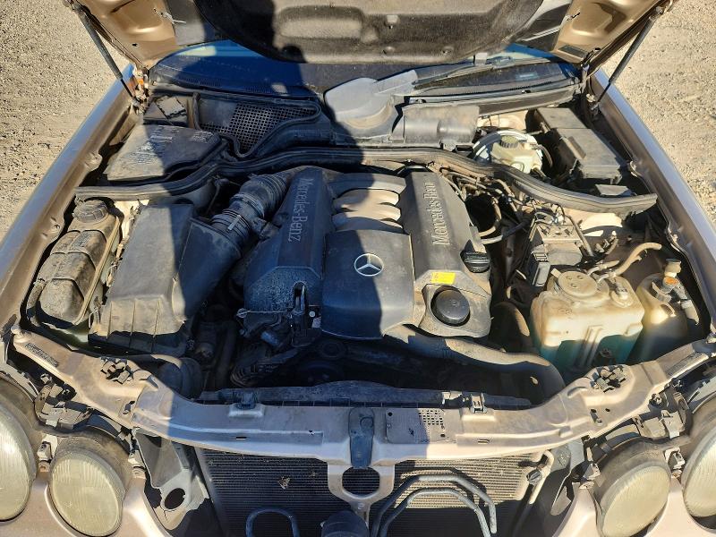 2001 Mercedes-benz E მანქანა იყიდება აუქციონზე, vin: WDBJH82J91X048766, აუქციონის ნომერი: 63006046