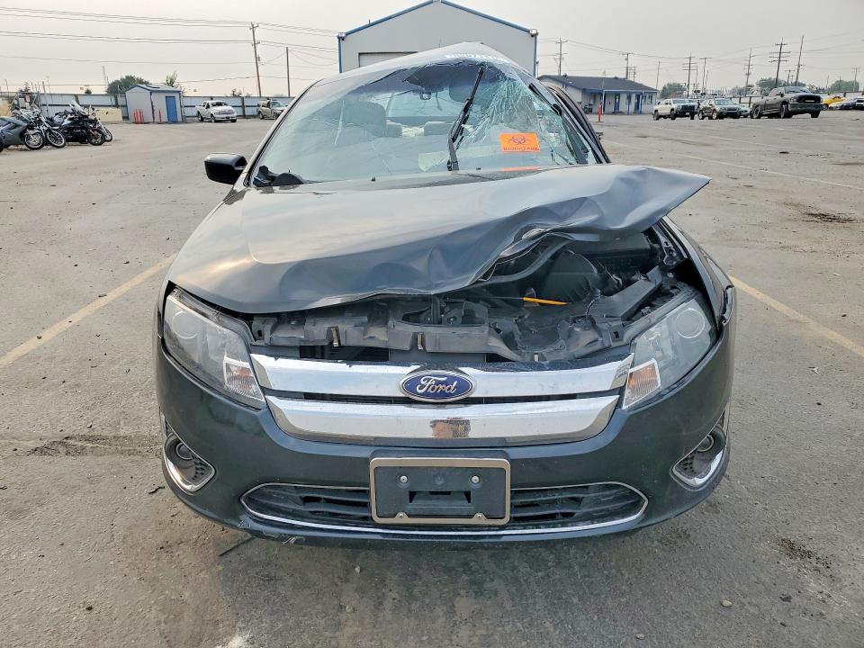 62071116 :رقم المزاد ، 3FAHP0CG9AR320240 vin ، 2010 Ford Fusion مزاد بيع