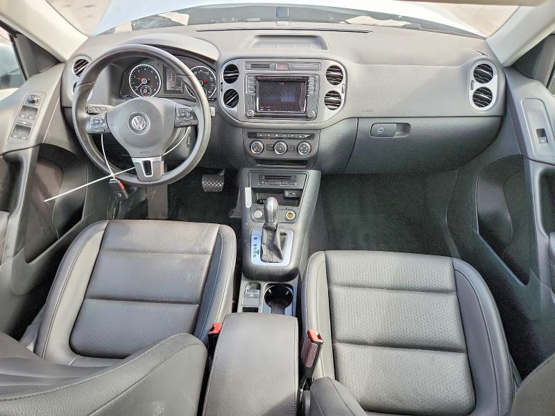 2017 Volkswagen Tiguan მანქანა იყიდება აუქციონზე, vin: WVGAV7AX9HK027381, აუქციონის ნომერი: 59716066