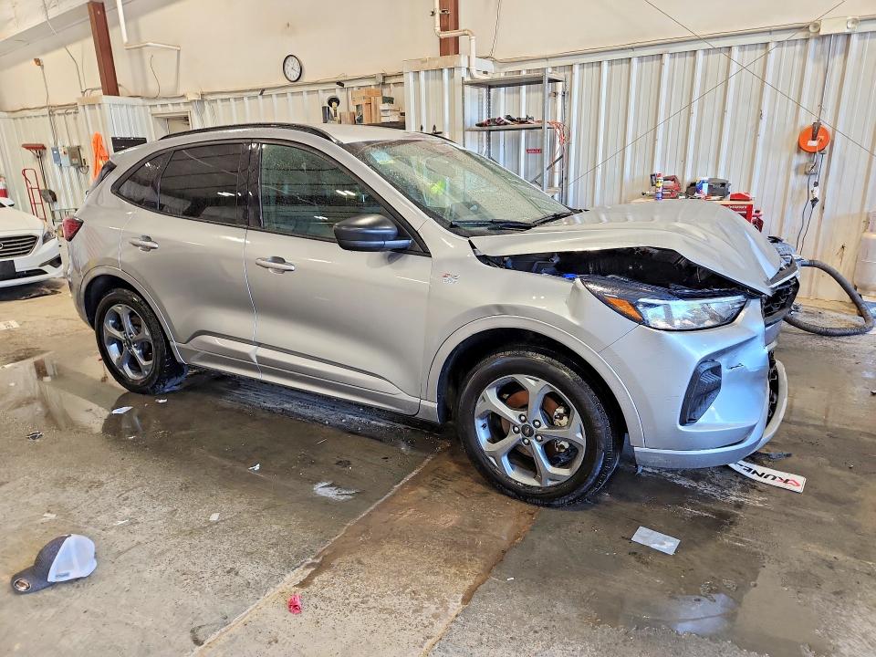 60838336 :رقم المزاد ، 1FMCU9MN1PUA09610 vin ، 2023 Ford Escape مزاد بيع