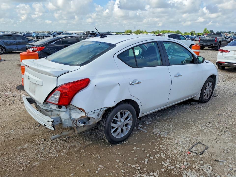 2017 Nissan Versa მანქანა იყიდება აუქციონზე, vin: 3N1CN7AP3HL892989, აუქციონის ნომერი: 59995096