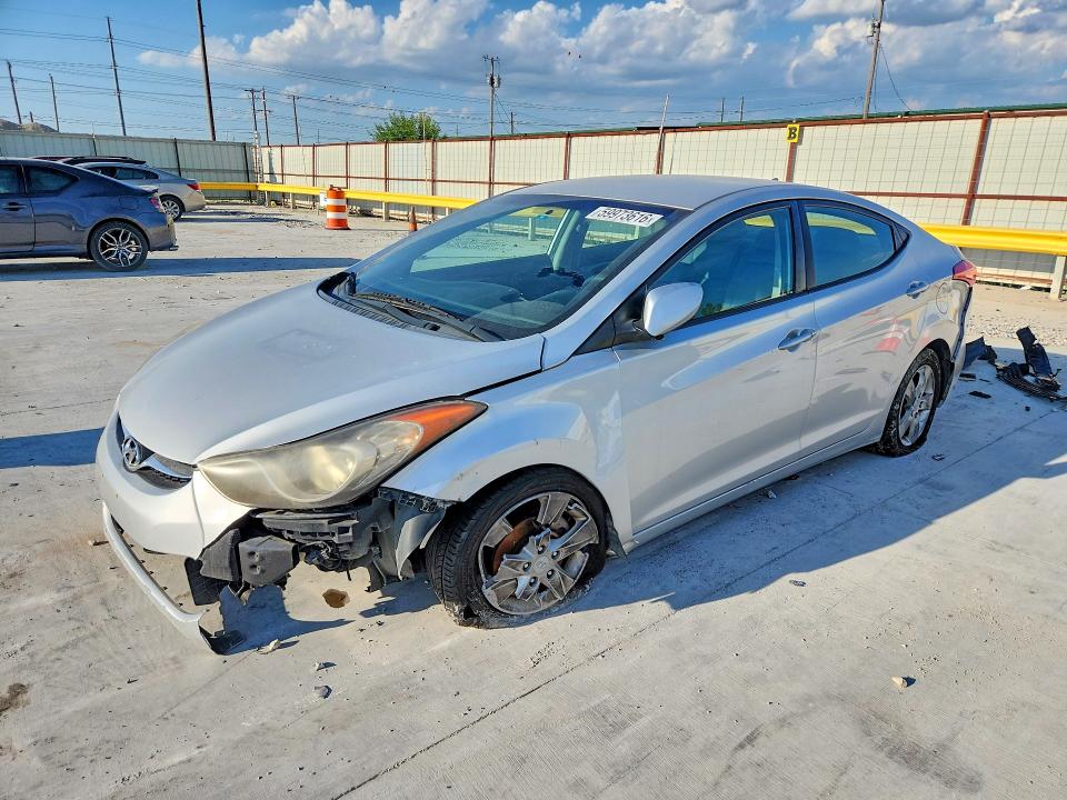 2011 Hyundai Elantra მანქანა იყიდება აუქციონზე, vin: KMHDH4AE3BU153281, აუქციონის ნომერი: 59973616