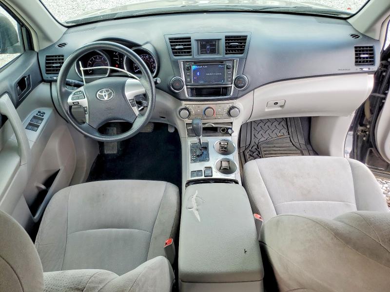 60252856 :رقم المزاد ، 5TDZK3EH5DS132420 vin ، 2013 Toyota Highlander مزاد بيع
