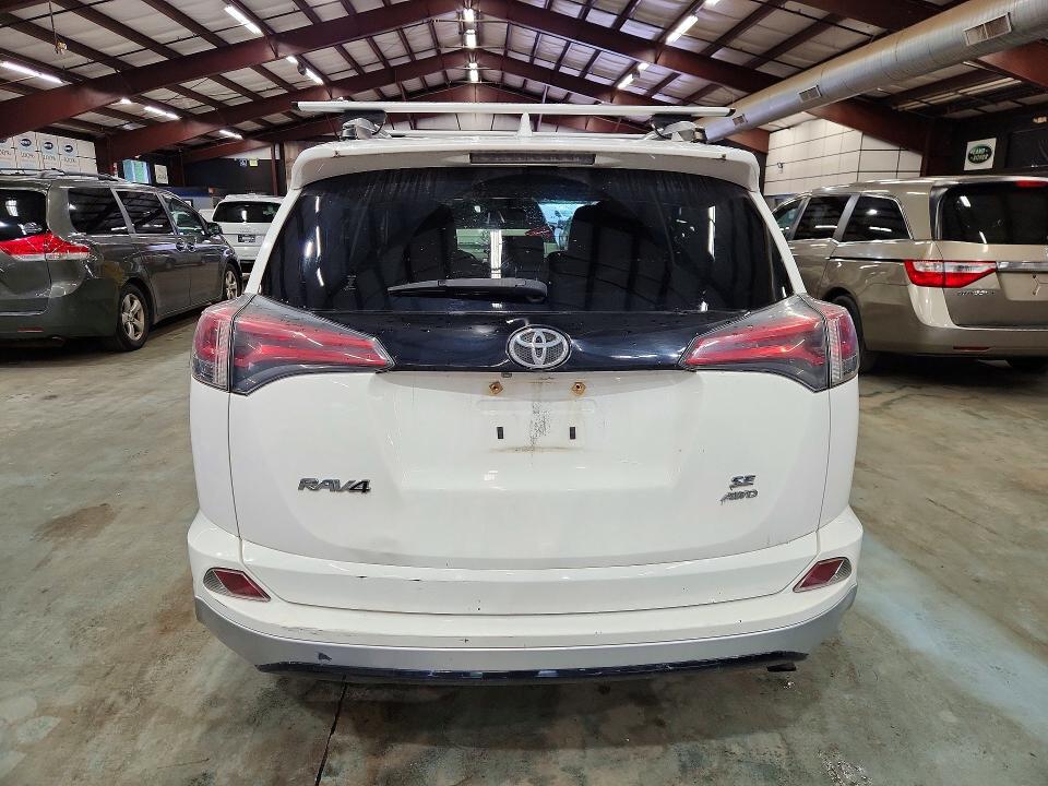 2016 Toyota Rav4 მანქანა იყიდება აუქციონზე, vin: JTMJFREV8GD175935, აუქციონის ნომერი: 62331756