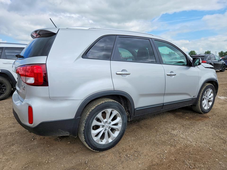 2015 Kia Sorento მანქანა იყიდება აუქციონზე, vin: 5XYKUDA73FG554989, აუქციონის ნომერი: 61020766