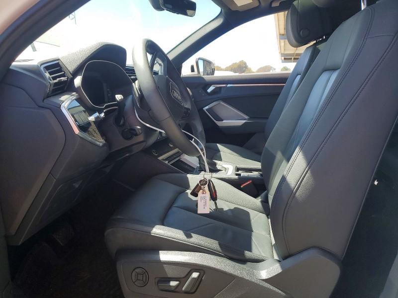 61588286 :رقم المزاد ، WA1DECF33R1202189 vin ، 2024 Audi Q3 مزاد بيع