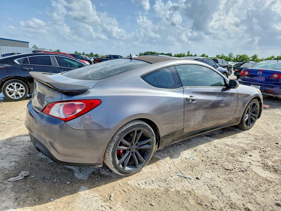 Auction sale of the 2010 Hyundai Genesis Coupe, vin: KMHHT6KD4AU027429, lot number: 61712076