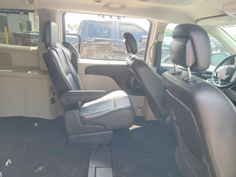 60879886 :رقم المزاد ، 2C4RC1BG6GR159152 vin ، 2016 Chrysler Town & Country مزاد بيع