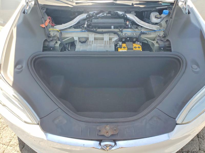 Продажа на аукционе авто 2019 Tesla Model S, vin: 5YJSA1E41KF339829, номер лота: 60976836