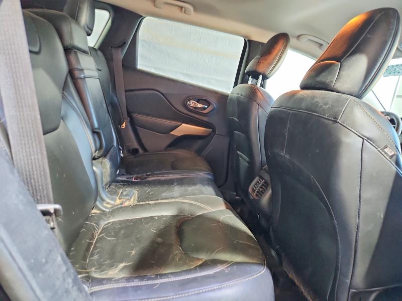 61782306 :رقم المزاد ، 1C4PJMDBXJD599482 vin ، 2018 Jeep Cherokee مزاد بيع