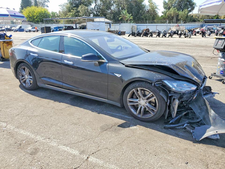 2016 Tesla Model S მანქანა იყიდება აუქციონზე, vin: 5YJSA1E28GF131954, აუქციონის ნომერი: 62545156