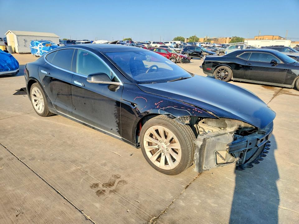 Продажа на аукционе авто 2016 Tesla Model S, vin: 5YJSA1E24GF158181, номер лота: 62056346