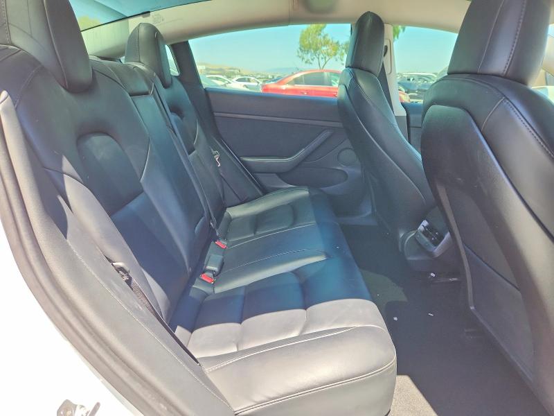 Продажа на аукционе авто 2023 Tesla Model 3, vin: 5YJ3E1EA3PF430347, номер лота: 61321996