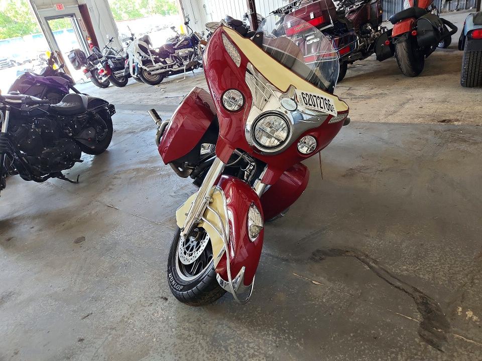 Продаж на аукціоні авто 2016 Indian Motorcycle Co. Roadmaster, vin: 56KTRAAA7G3333282, номер лоту: 62072766