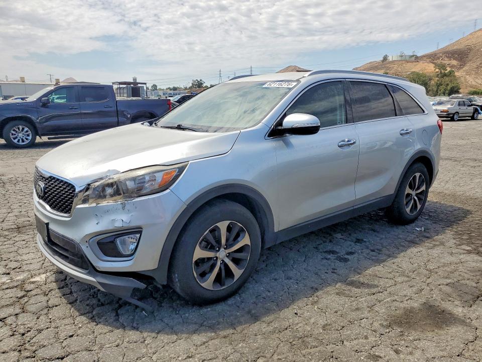 Auction sale of the 2017 Kia Sorento, vin: 5XYPH4A5XHG302927, lot number: 62116276