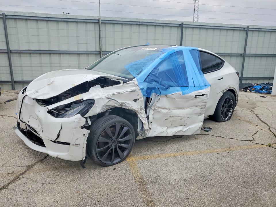 2020 Tesla Model Y მანქანა იყიდება აუქციონზე, vin: 5YJYGDEE3LF017097, აუქციონის ნომერი: 61419726