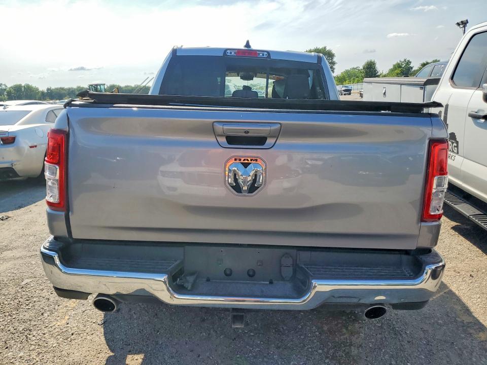 63129776 :رقم المزاد ، 1C6SRFFT0NN362463 vin ، 2022 Ram 1500 مزاد بيع