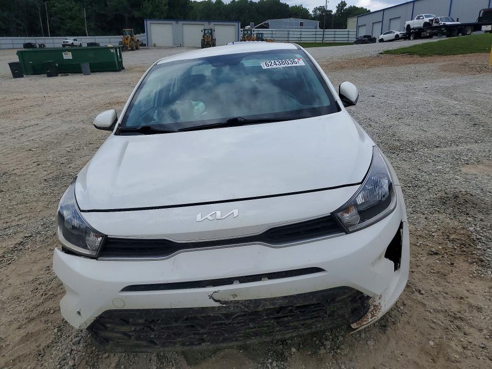 62438036 :رقم المزاد ، 3KPA24AD8NE434172 vin ، 2022 Kia Rio مزاد بيع