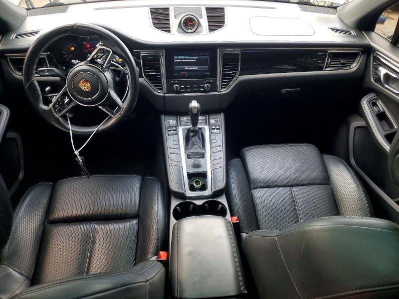 61914086 :رقم المزاد ، WP1AA2A55HLB08582 vin ، 2017 Porsche Macan مزاد بيع