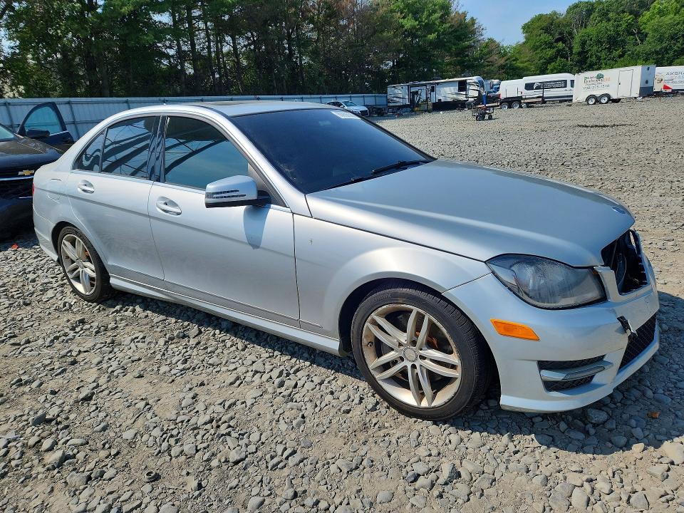 60936096 :رقم المزاد ، WDDGF8ABXEA957772 vin ، 2014 Mercedes-benz C مزاد بيع