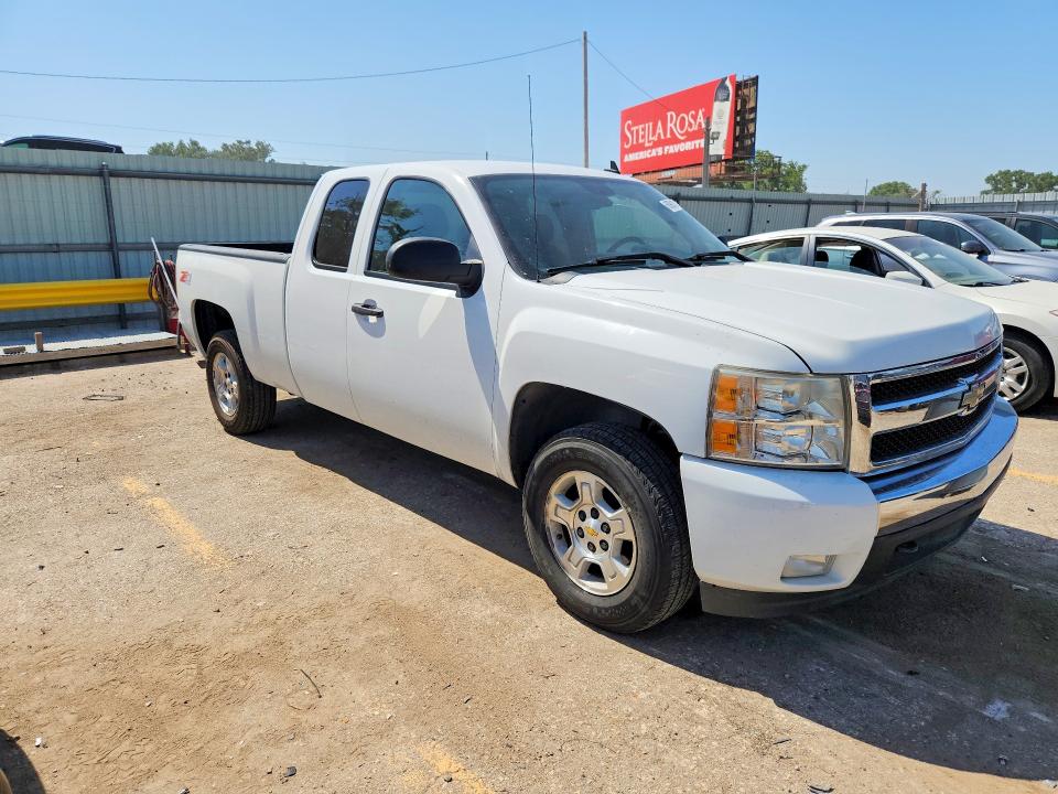Продажа на аукционе авто 2007 Chevrolet Silverado, vin: 2GCEK19J871704060, номер лота: 60981826