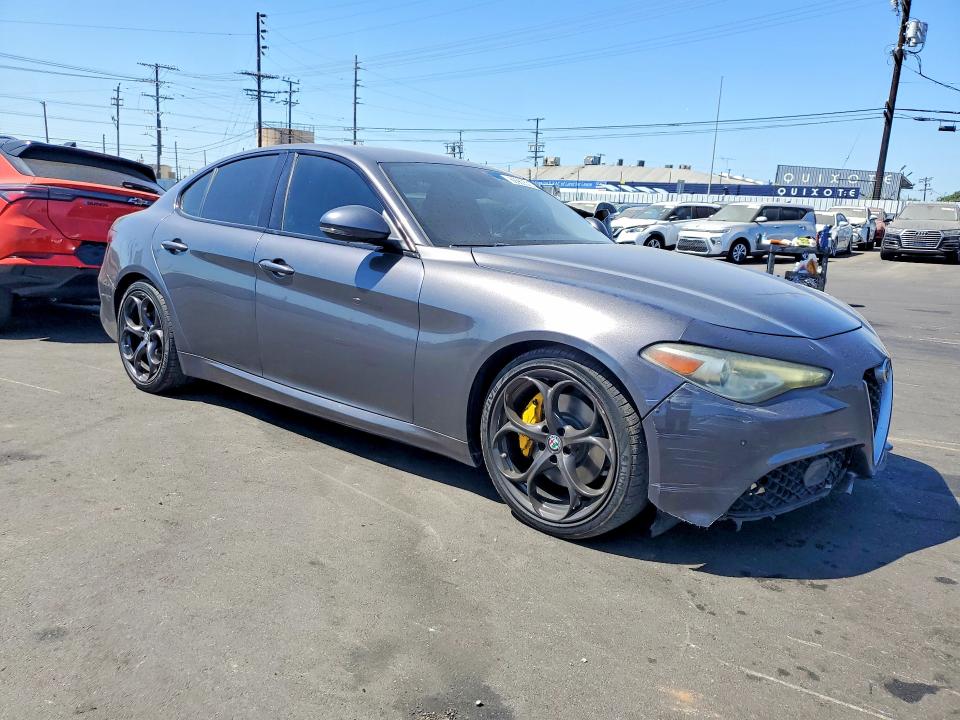 Продаж на аукціоні авто 2018 Alfa Romeo Giulia, vin: ZARFAECN5J7585491, номер лоту: 60960526