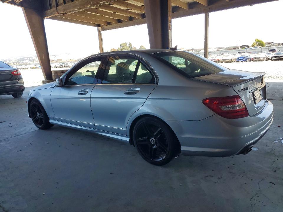 Продажа на аукционе авто 2013 Mercedes-benz C, vin: WDDGF4HB2DA873717, номер лота: 59847206